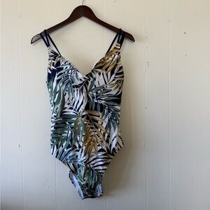 HURLEY Women's Green Leaf Swim Suit Size XL One Piece Bathing Suit NWT